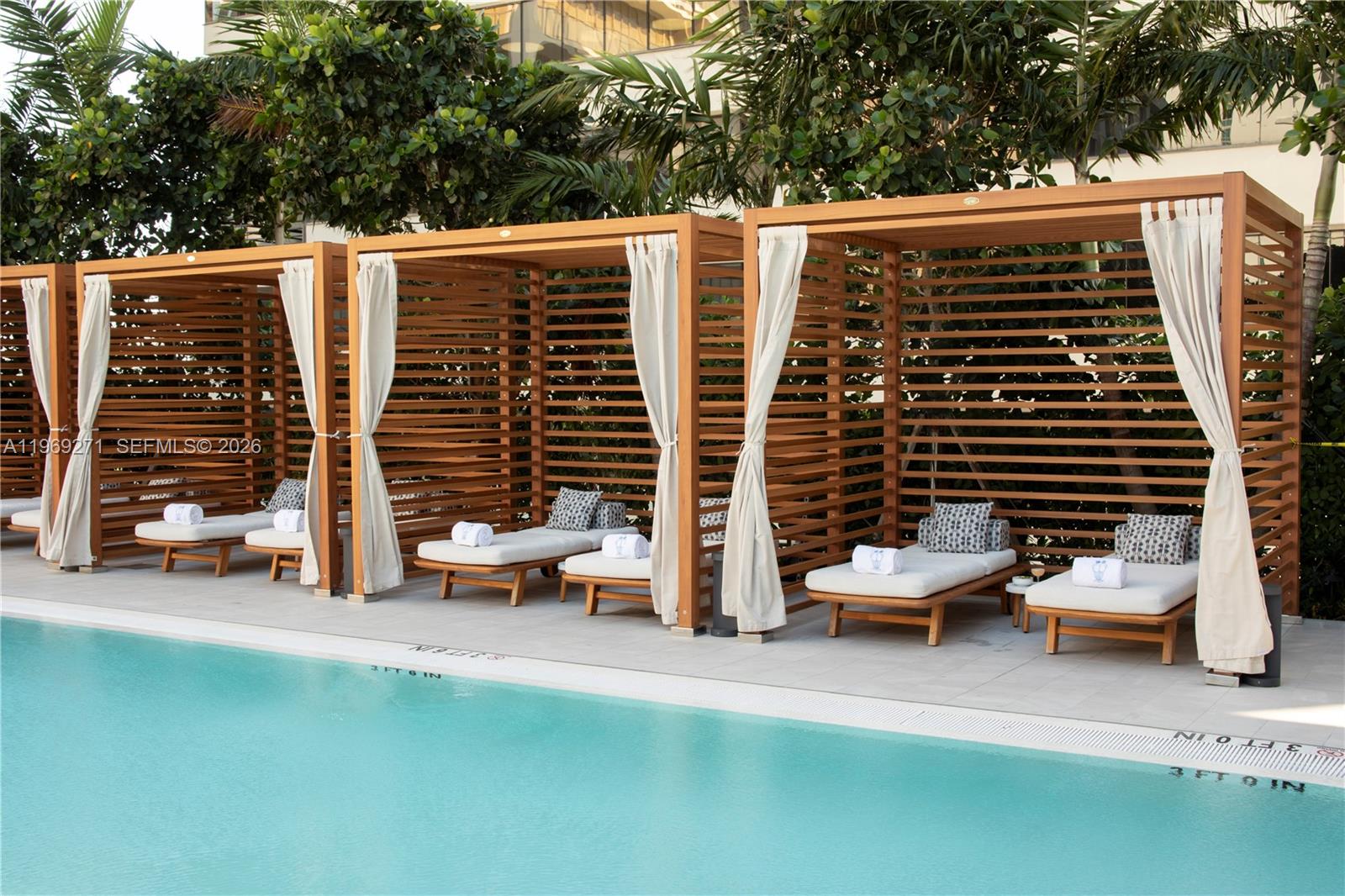 2655 SOUTH BAYSHORE DRIVE - Residential