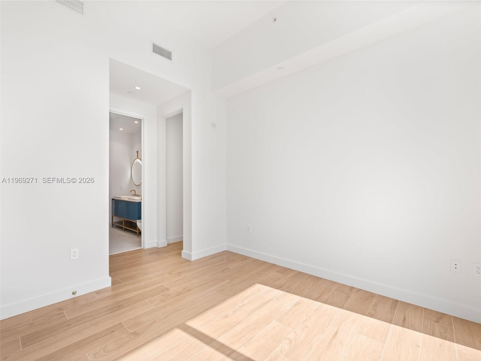 2655 SOUTH BAYSHORE DRIVE - Residential