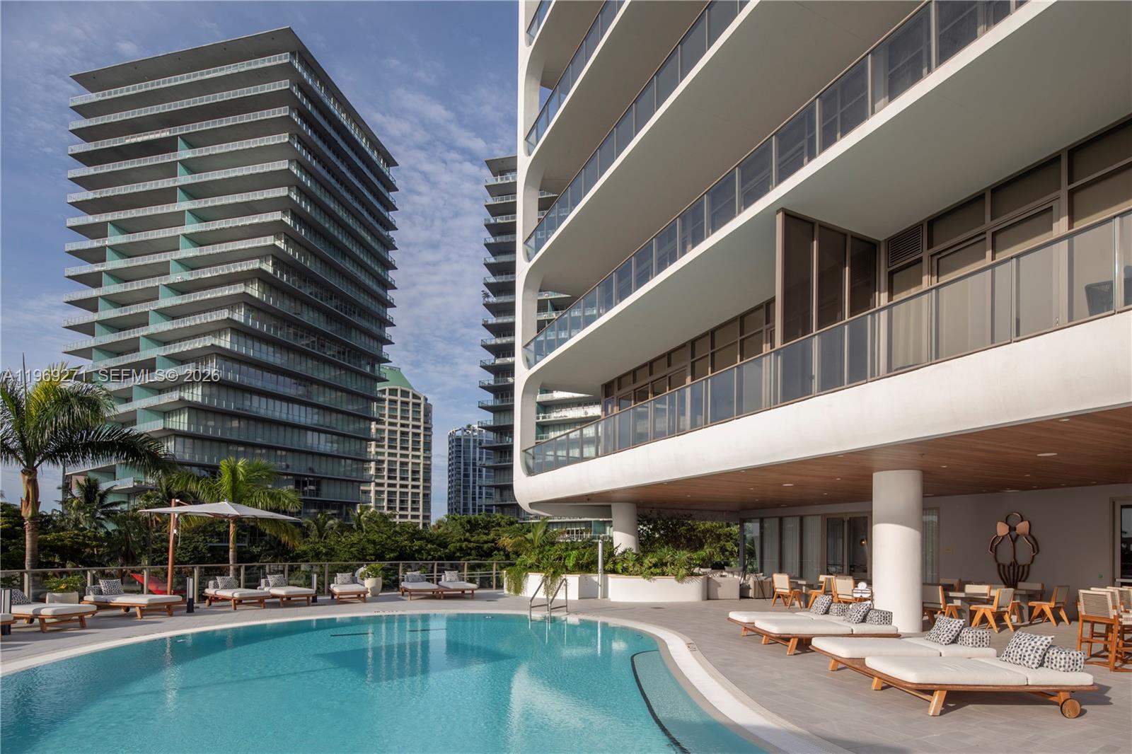 2655 SOUTH BAYSHORE DRIVE - Residential