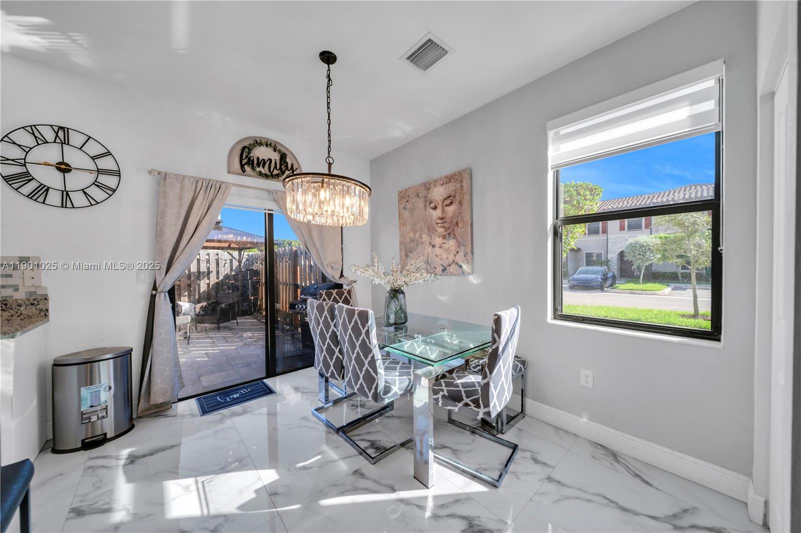 COCO PALM VILLAS - Residential