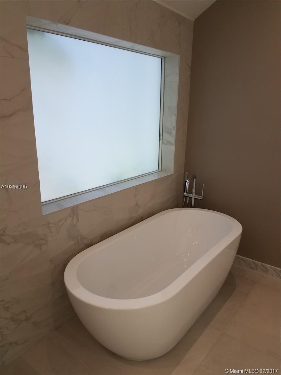 OAK HAVEN SEC 2 - Residential Lease