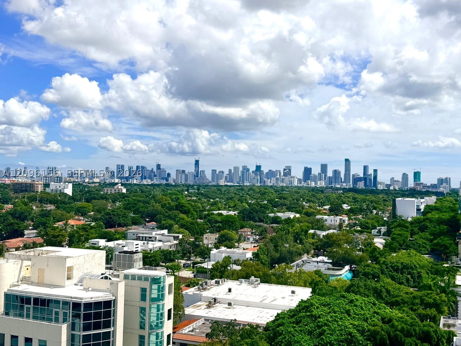 3180 SW 22nd Ter 1208, Miami, FL, 33145/$315,000 3 3180 SW 22nd Ter 1208