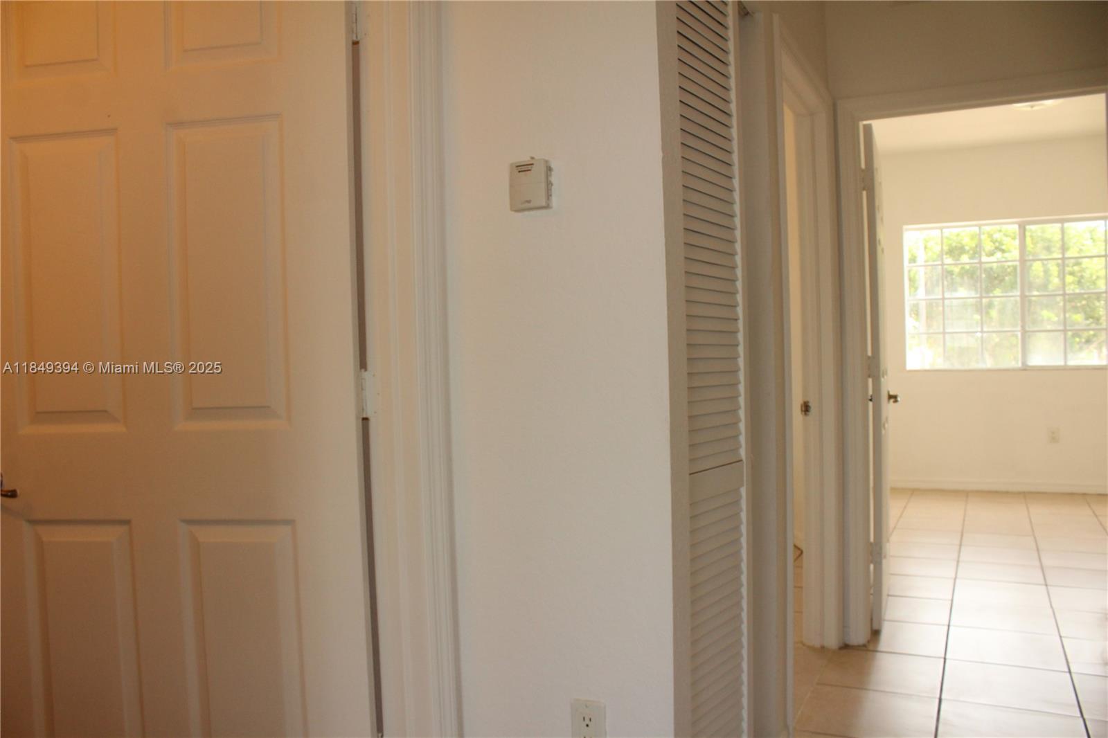 EUREKA PALM GARDEN - Residential Lease