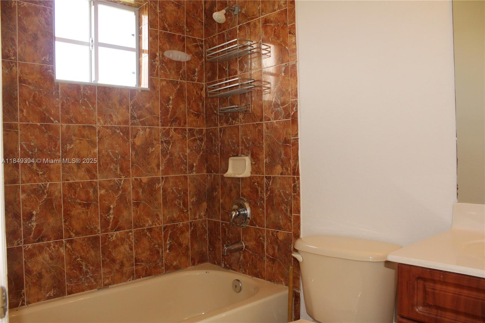 EUREKA PALM GARDEN - Residential Lease