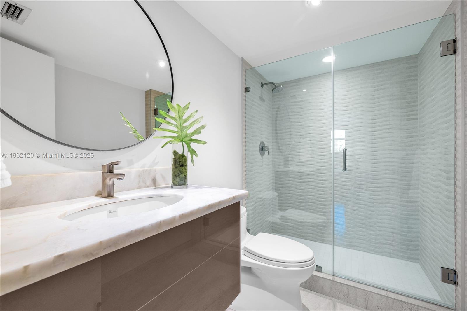 SANDS OF KEY BISCAYNE CON - Residential Lease