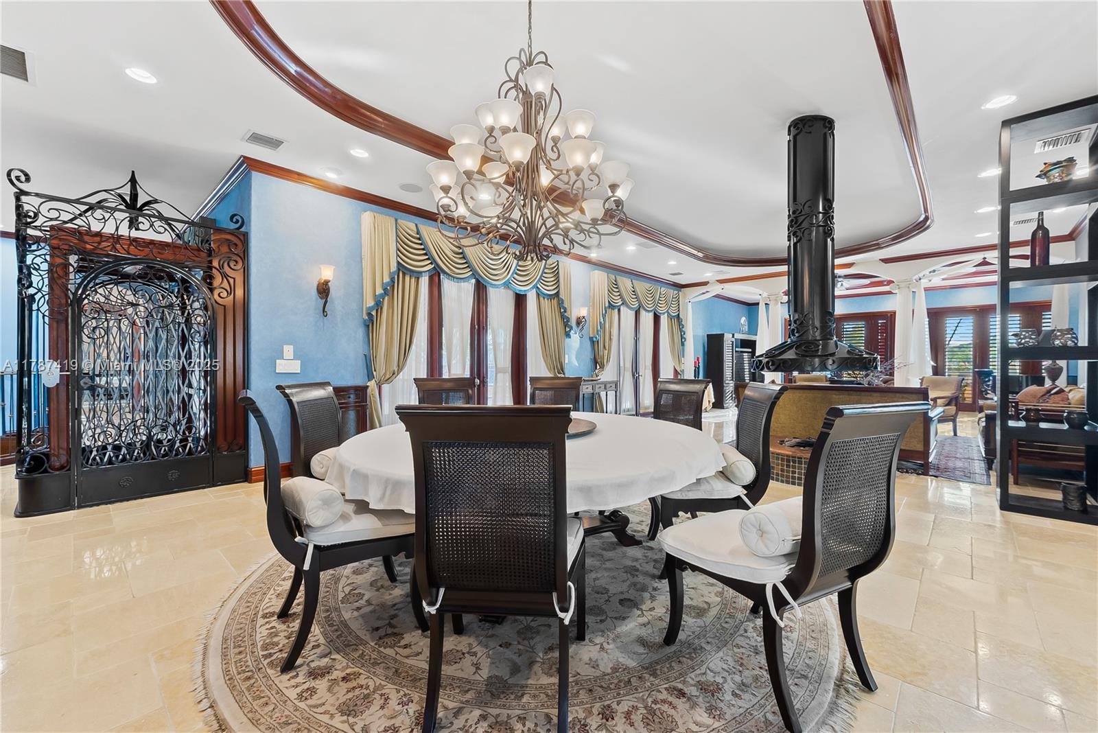 SUNRISE KEY - Residential