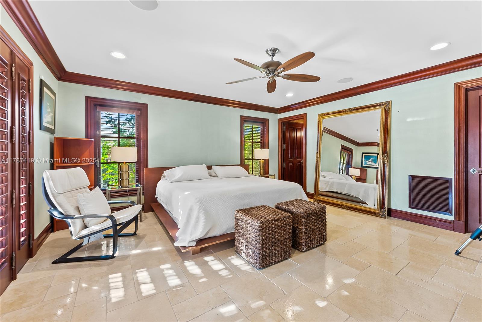 SUNRISE KEY - Residential