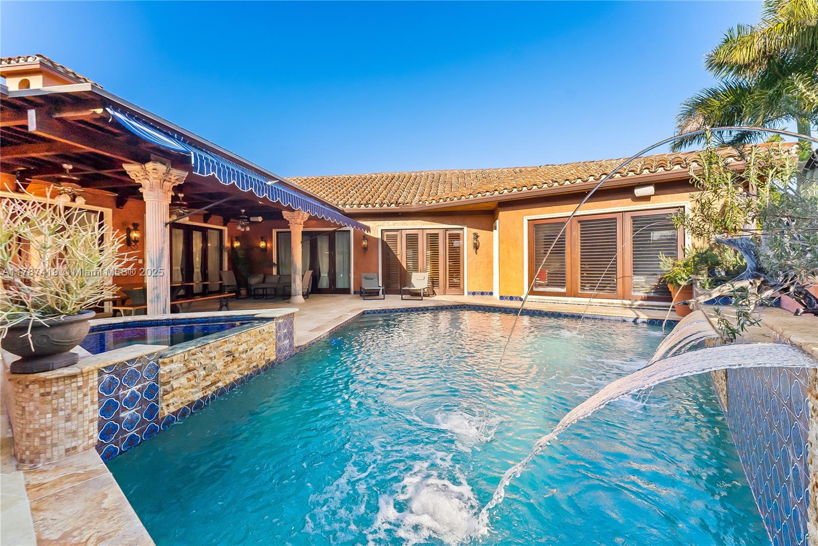 SUNRISE KEY - Residential