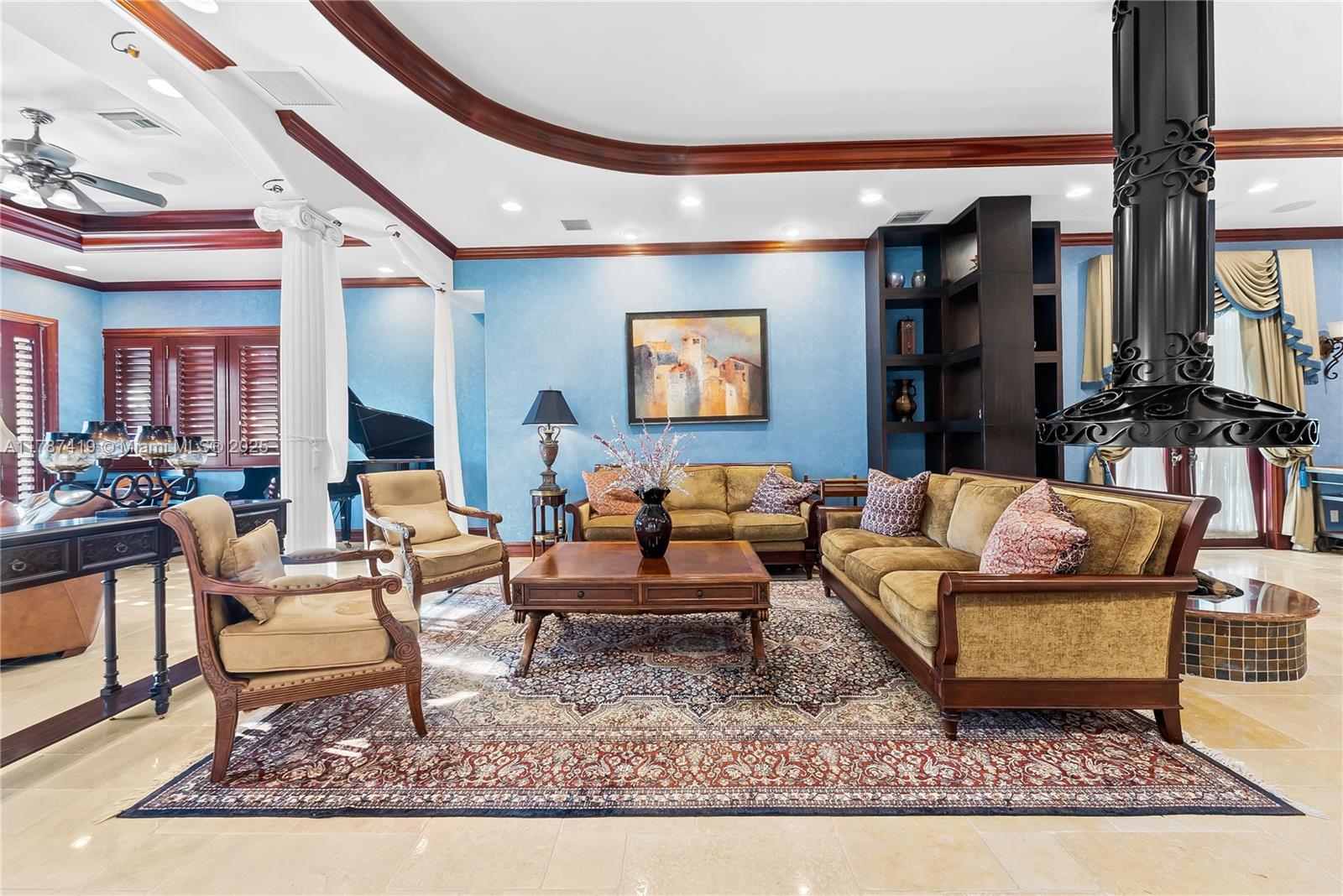 SUNRISE KEY - Residential