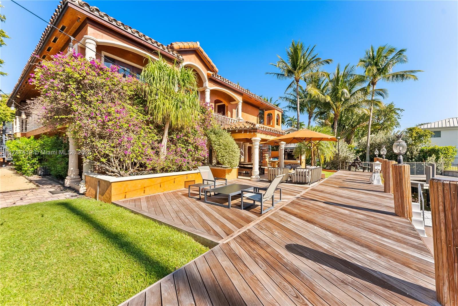 SUNRISE KEY - Residential