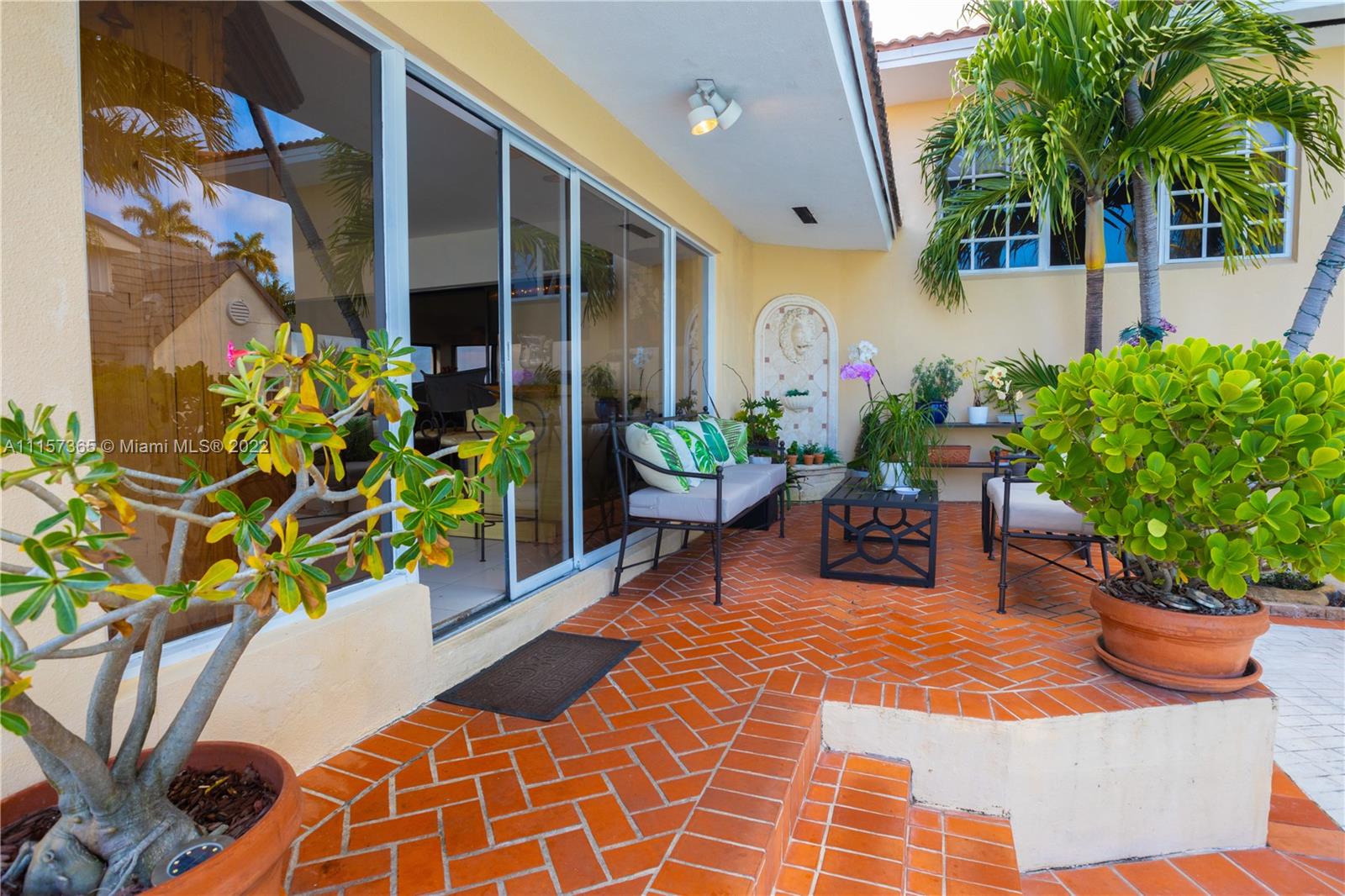 NORTH BAY ISLAND - Residential