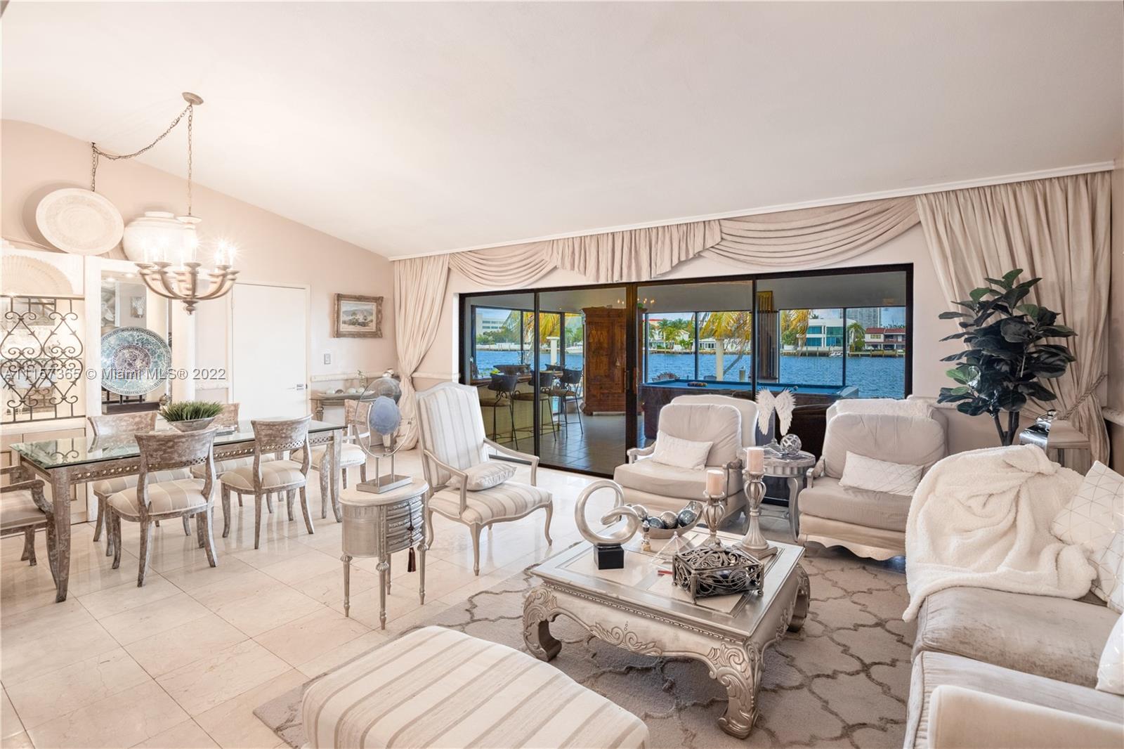 NORTH BAY ISLAND - Residential