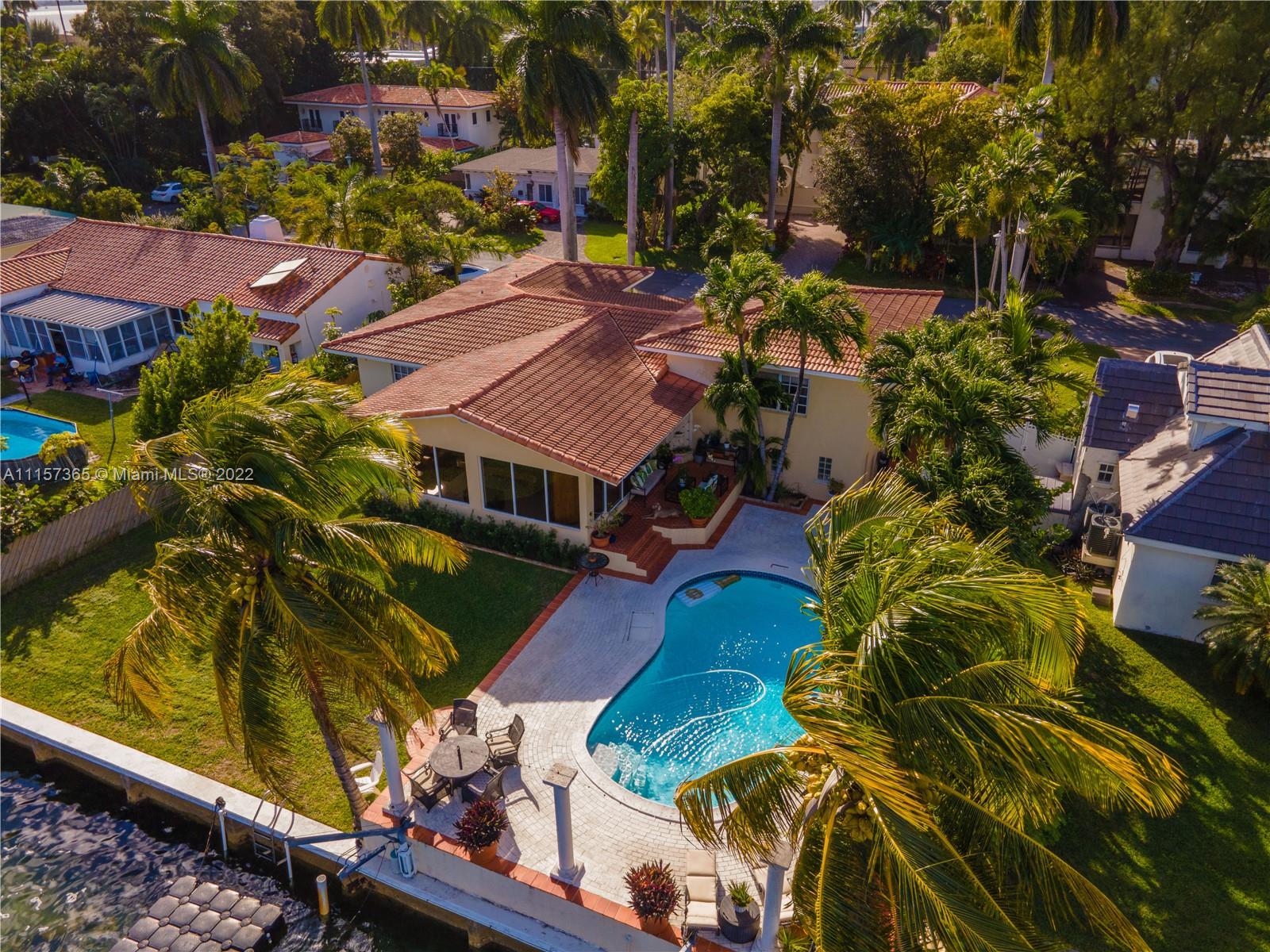 NORTH BAY ISLAND - Residential