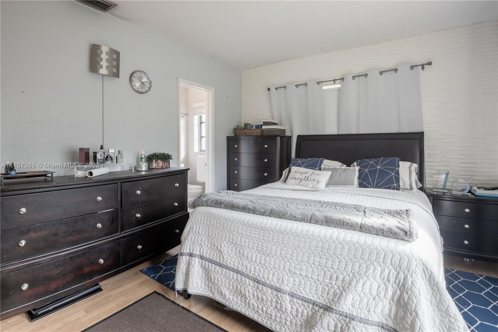 NORTH BAY ISLAND - Residential