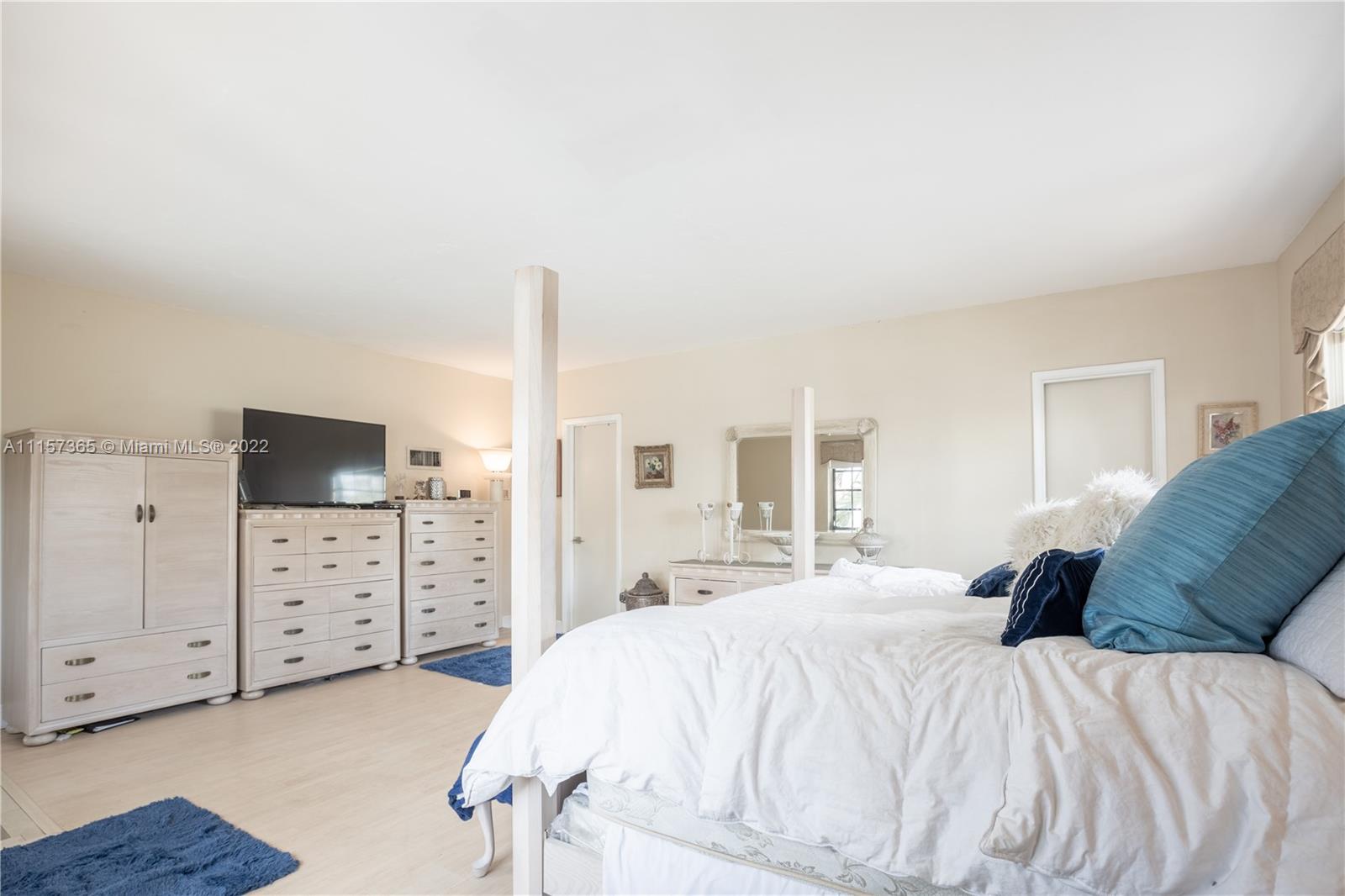 NORTH BAY ISLAND - Residential