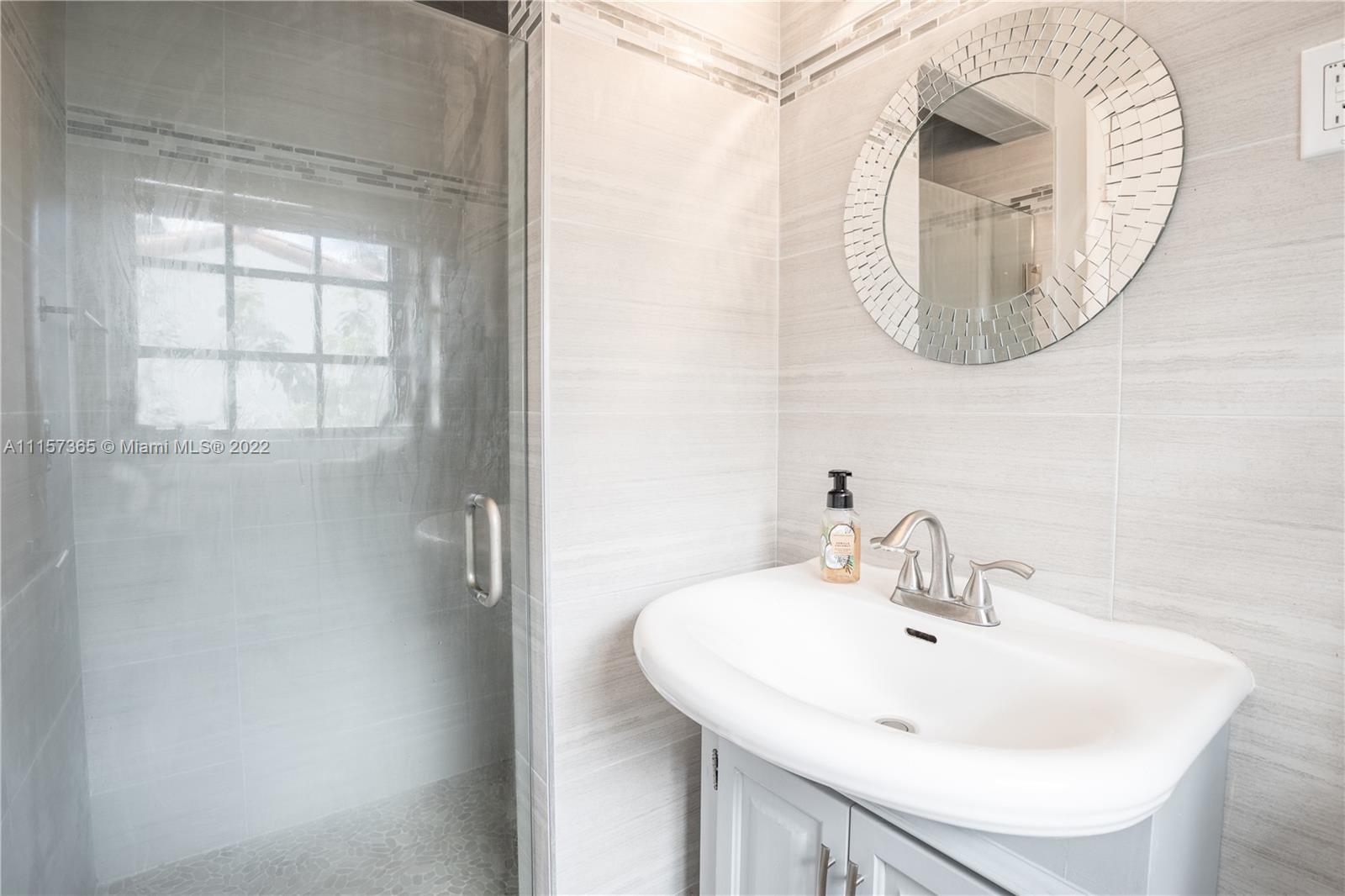 NORTH BAY ISLAND - Residential