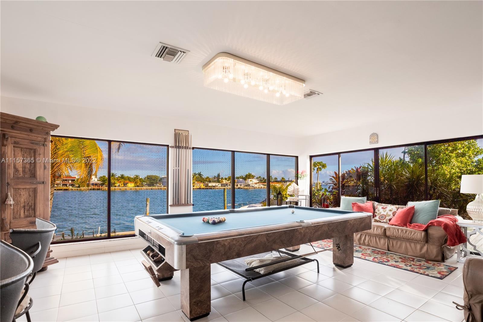 NORTH BAY ISLAND - Residential