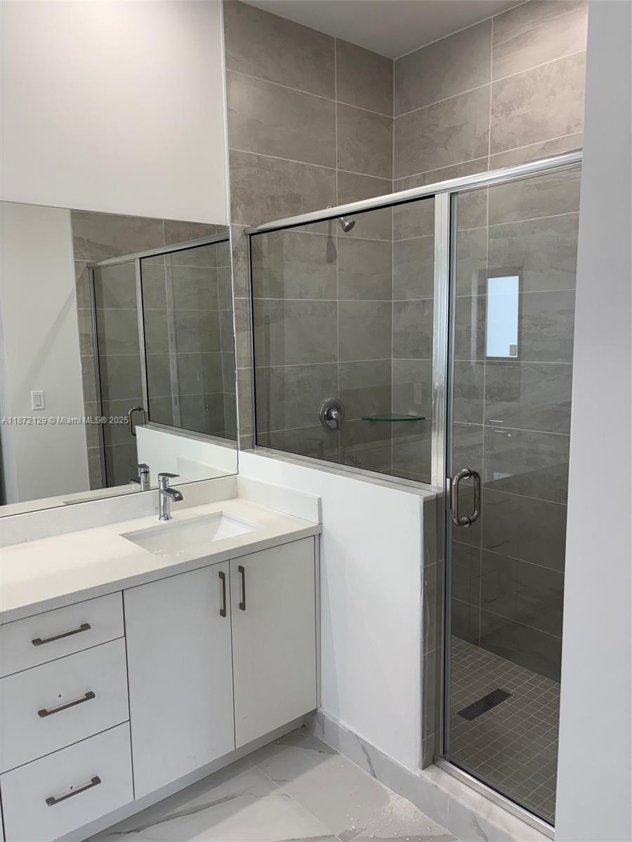 HIGHLAND ESTATES - Residential