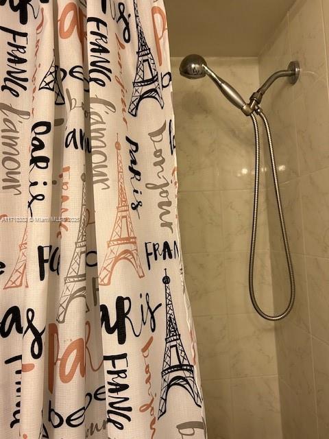 KENNEDY HOUSE CONDO - Residential