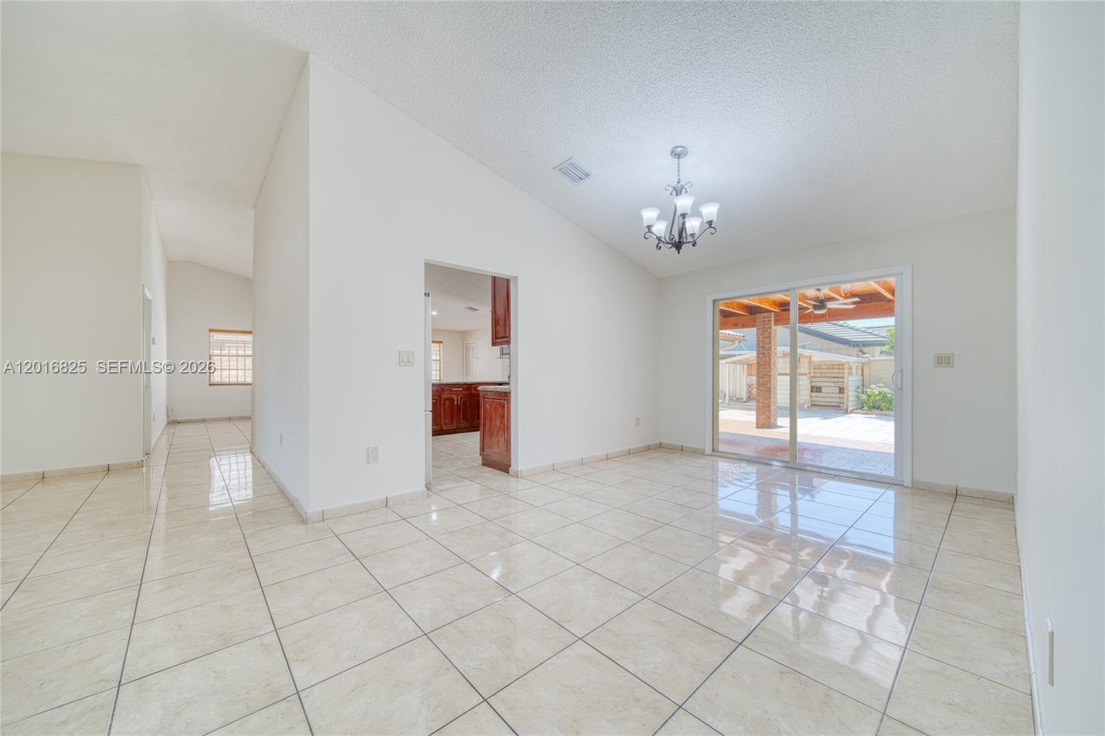 MARMOLADA GARDENS - Residential Lease