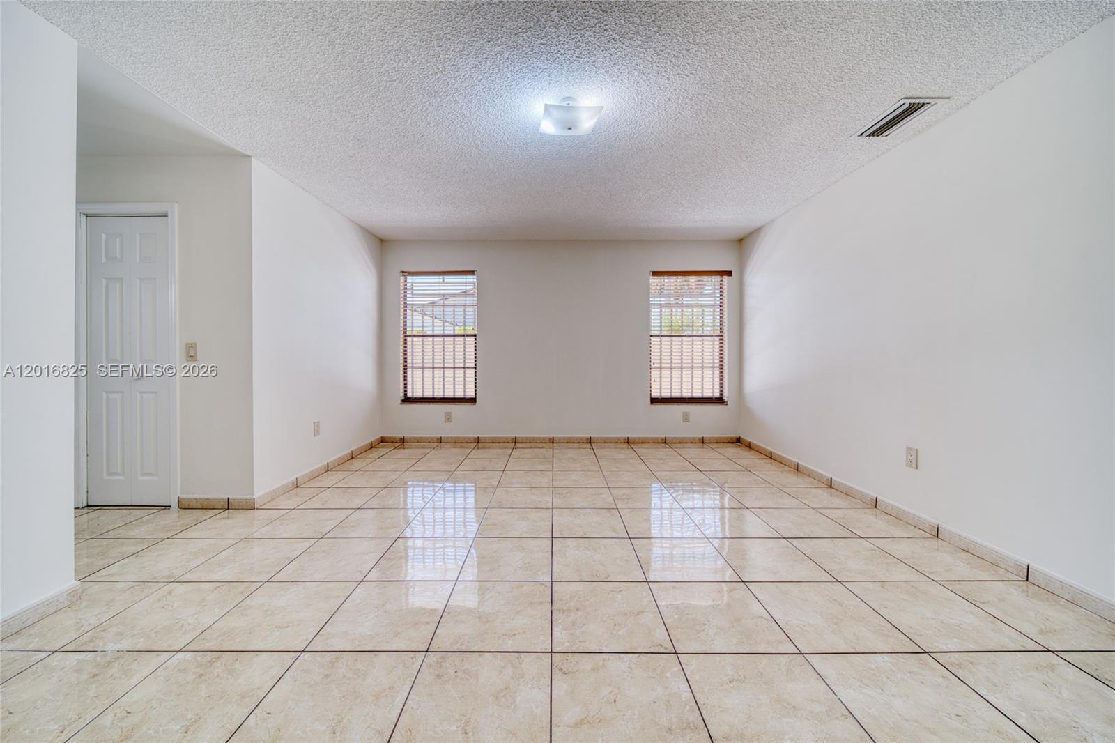 MARMOLADA GARDENS - Residential Lease
