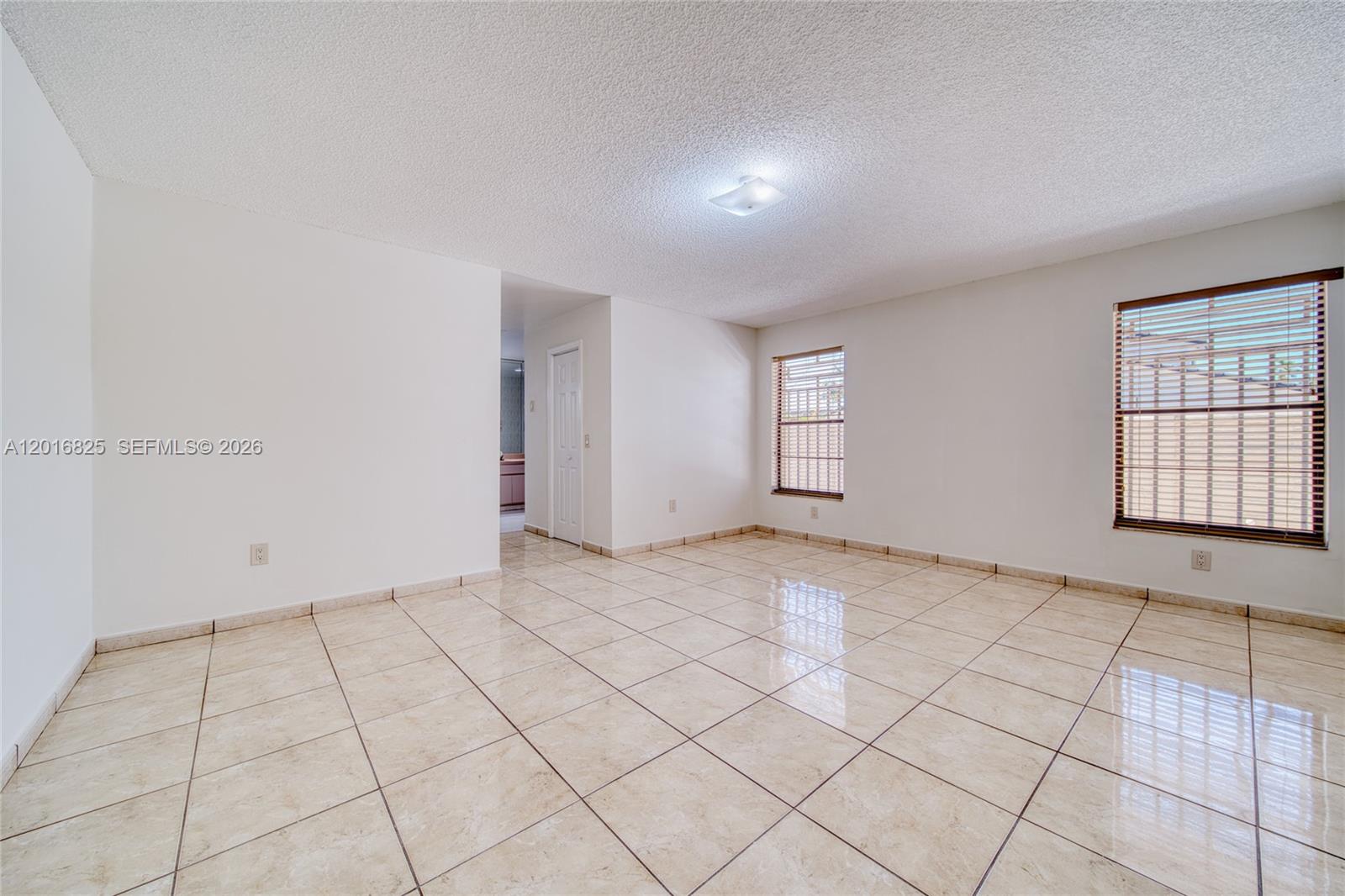 MARMOLADA GARDENS - Residential Lease