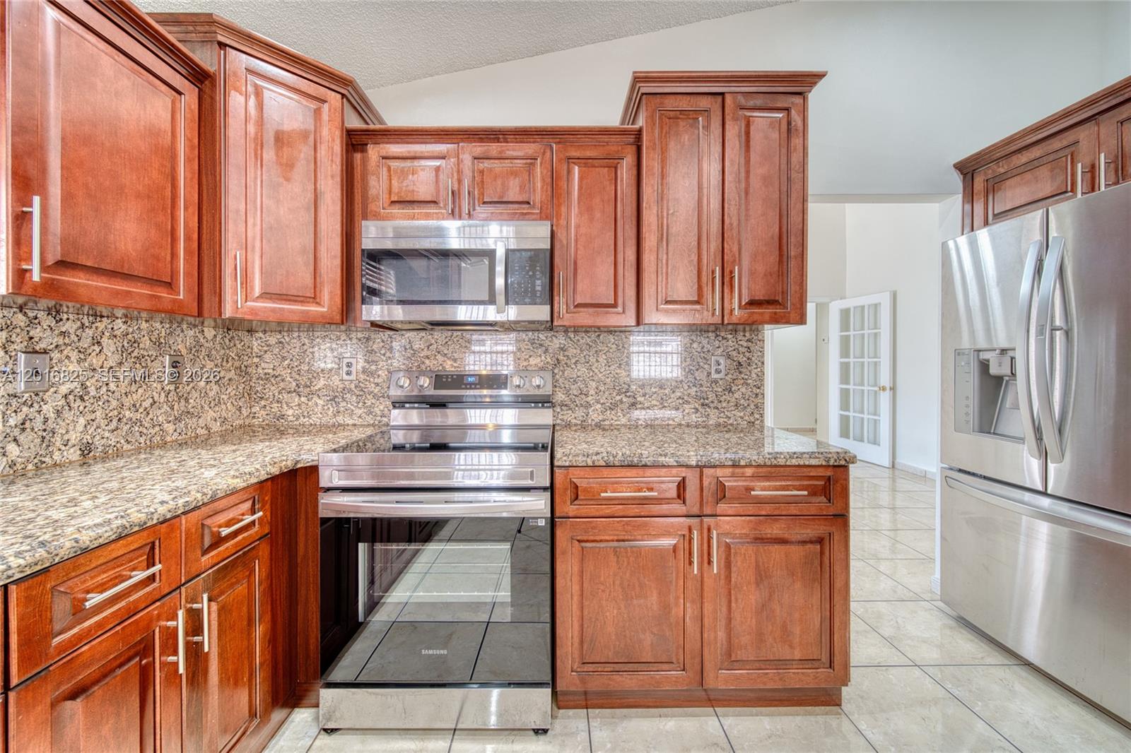 MARMOLADA GARDENS - Residential Lease