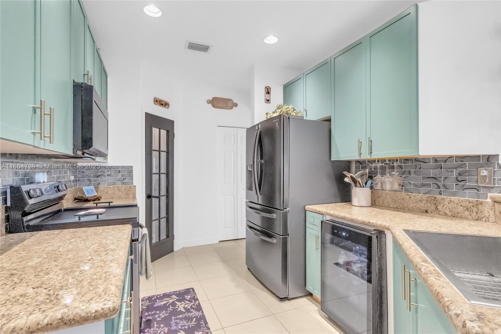 SHORES AT KEYS GATE - Residential