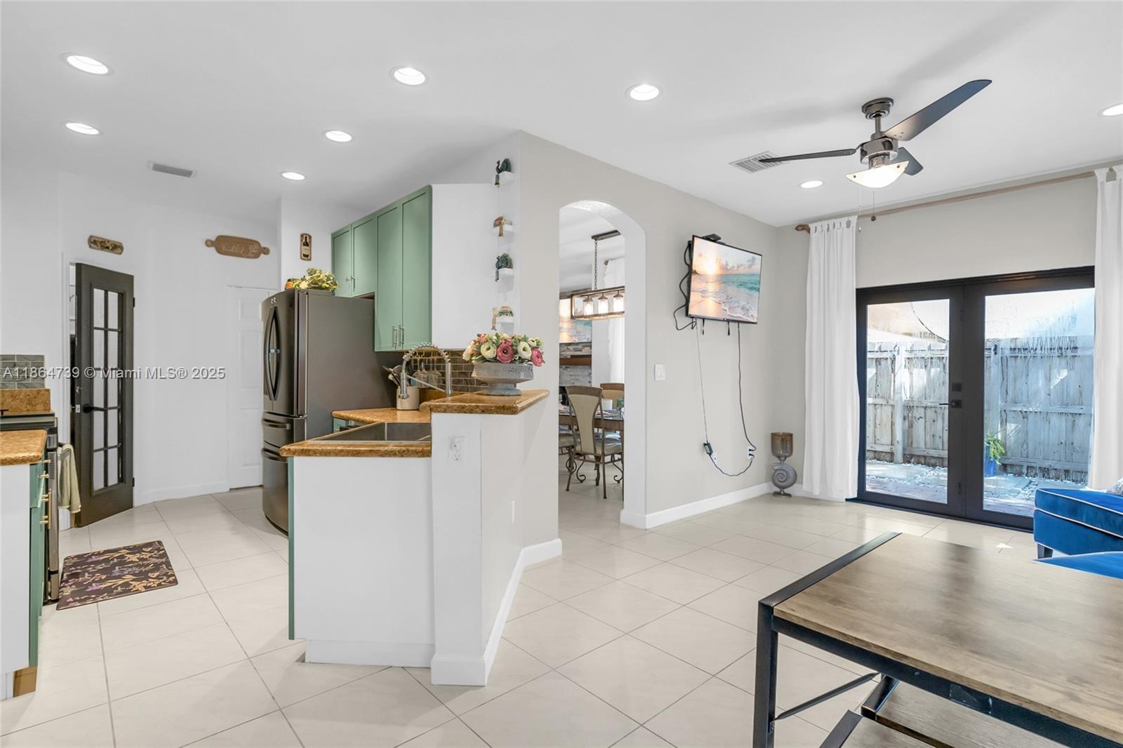 SHORES AT KEYS GATE - Residential