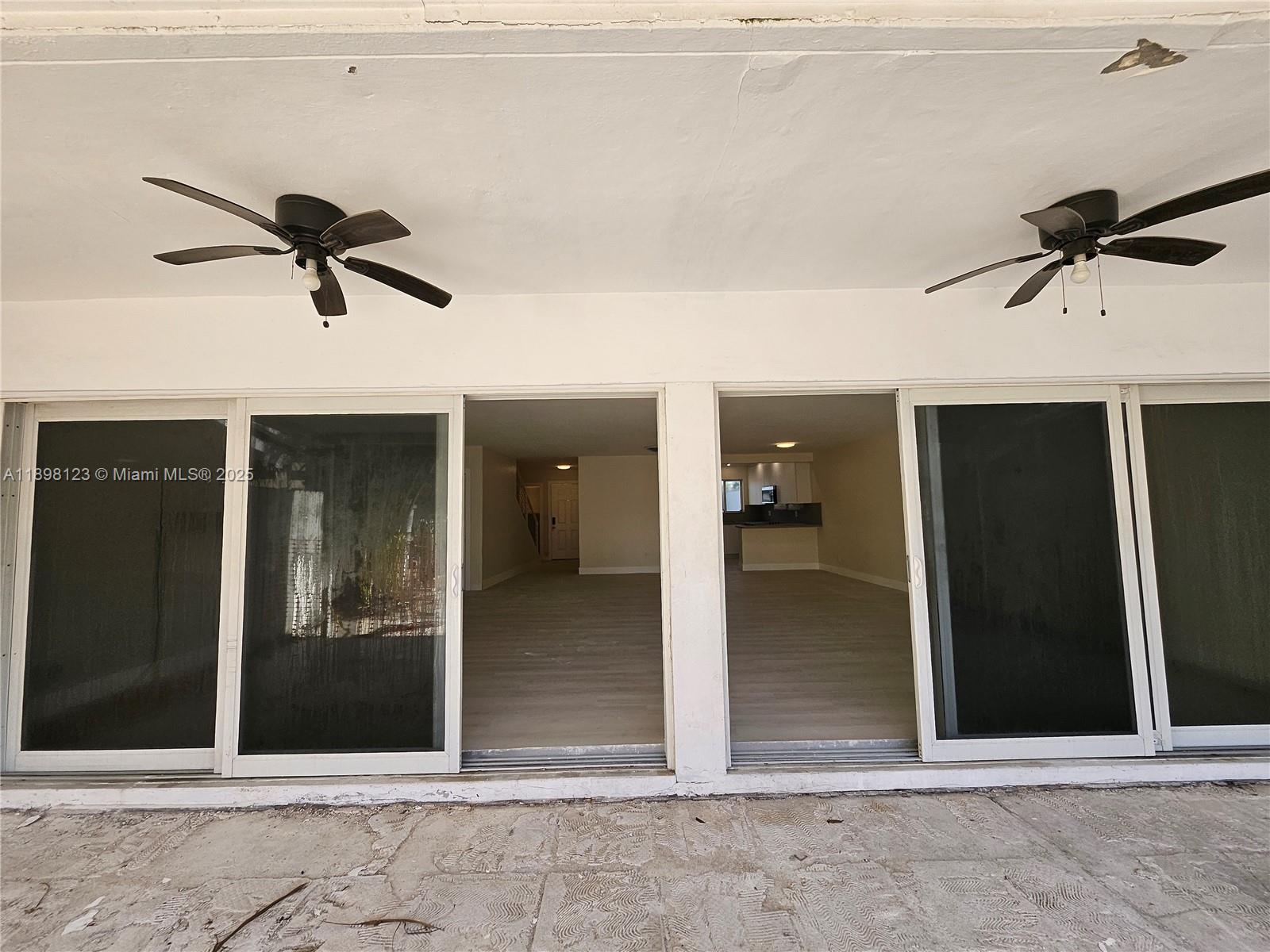 PARK VIEW ISLAND - Residential Lease