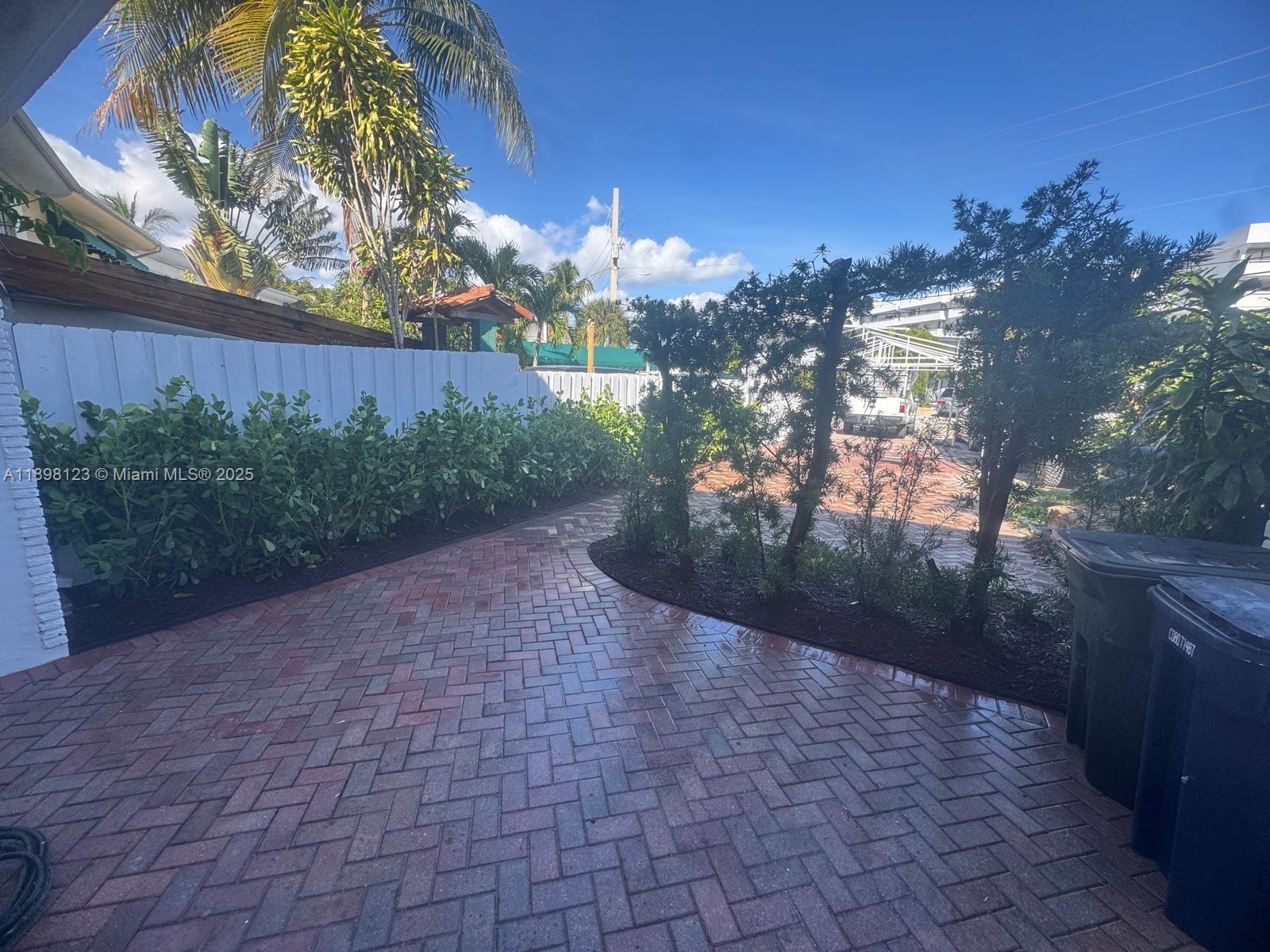 PARK VIEW ISLAND - Residential Lease