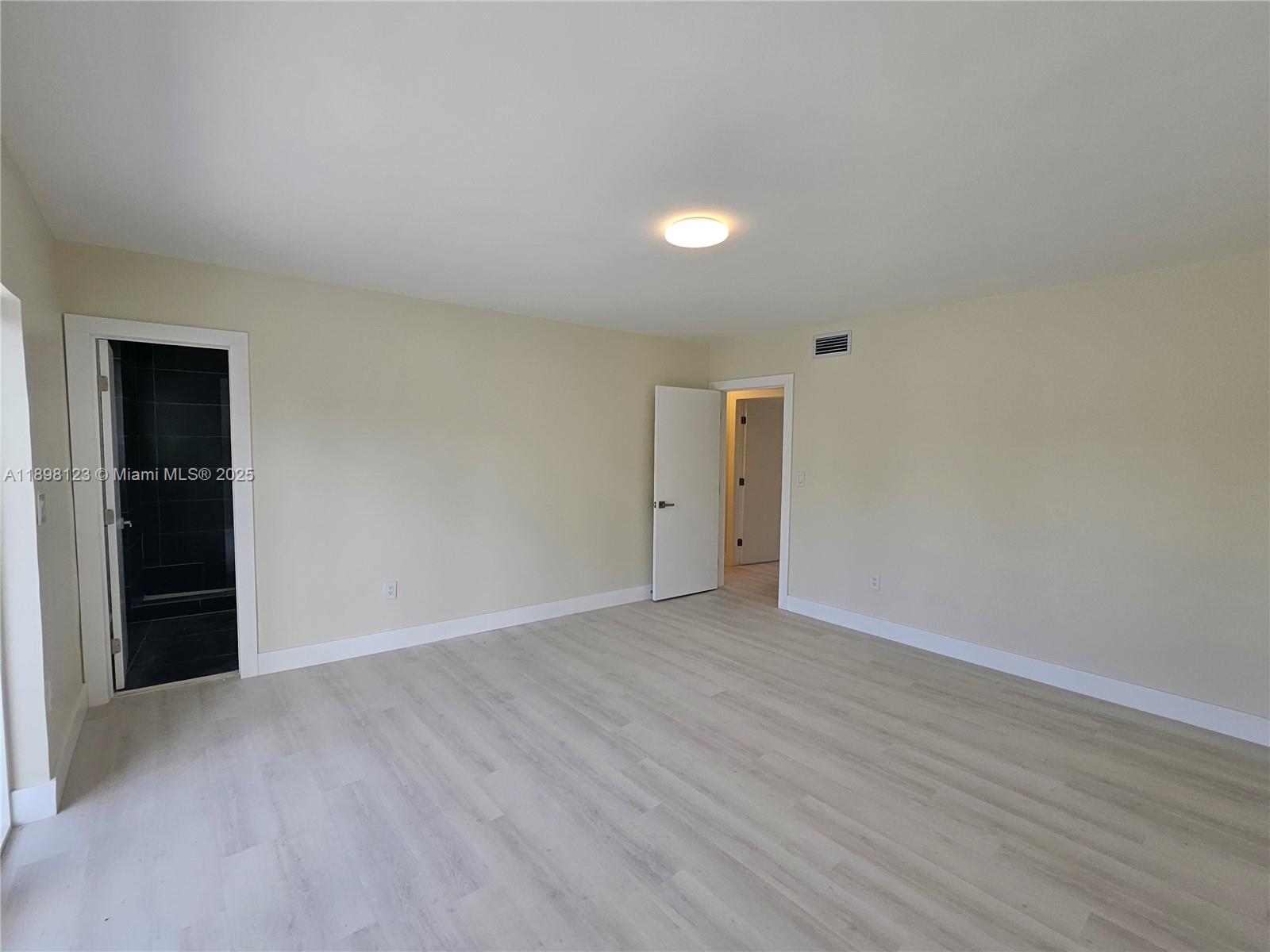 PARK VIEW ISLAND - Residential Lease