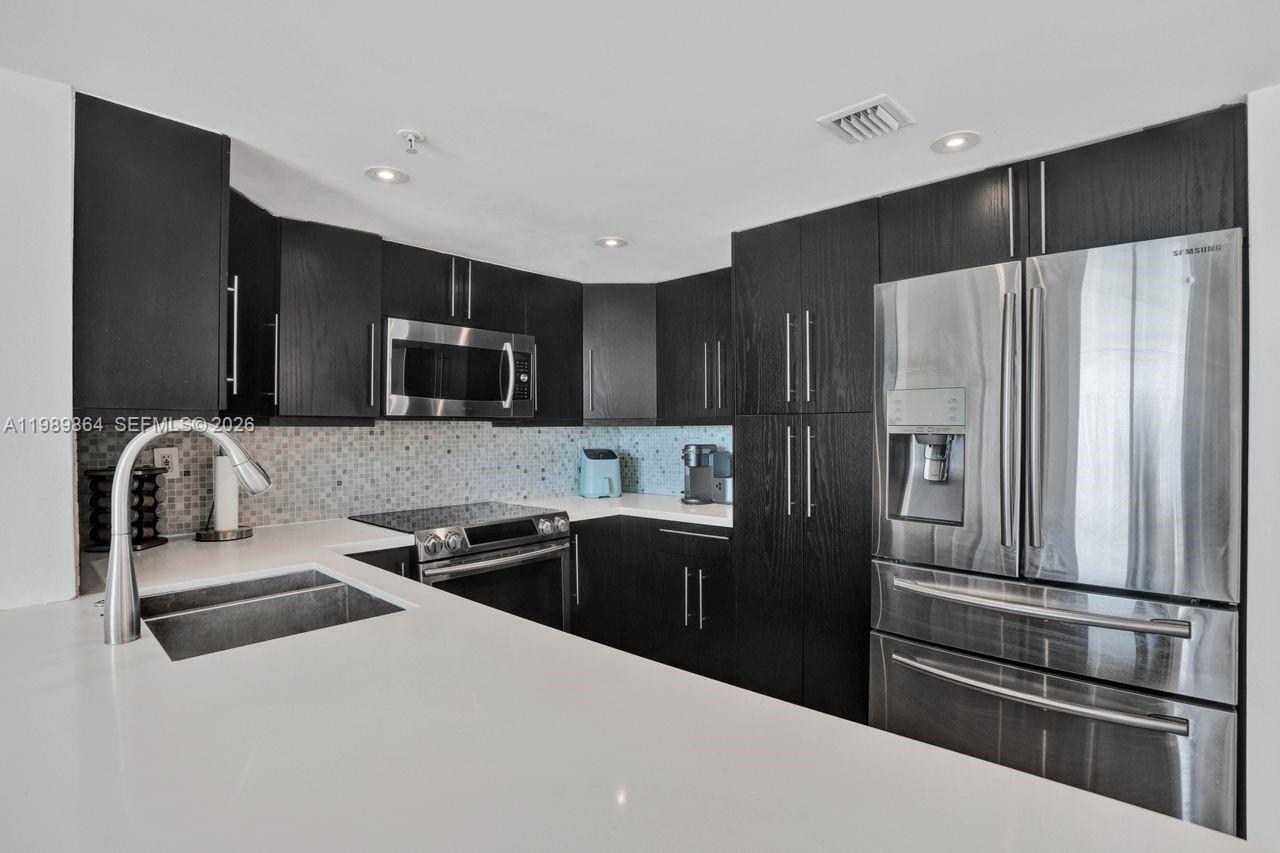 THE ASTON CONDO - Residential