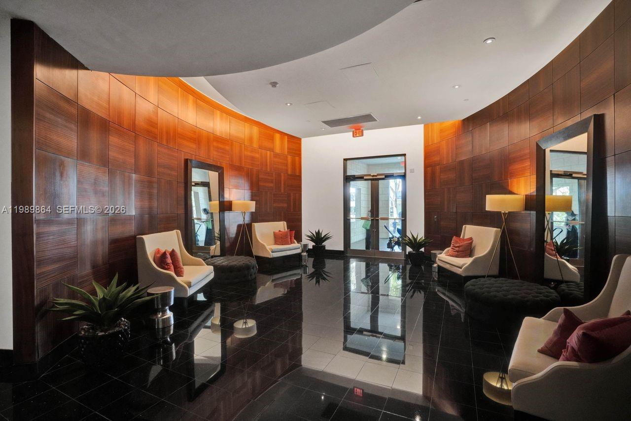 THE ASTON CONDO - Residential