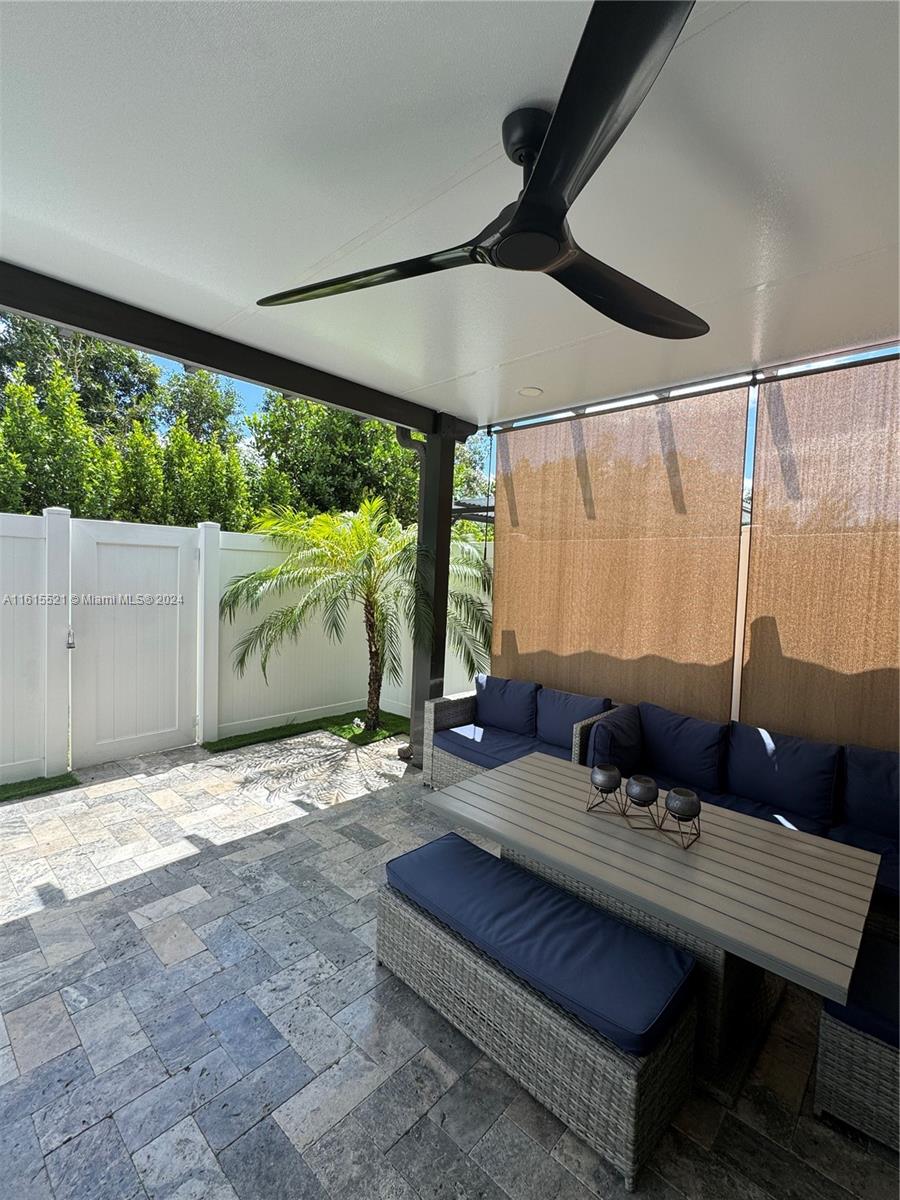 AQUABELLA NORTH REPLAT - Residential