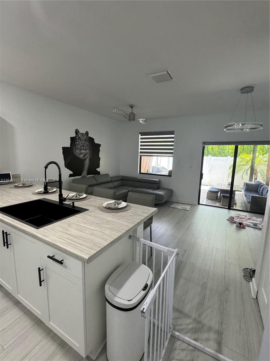 AQUABELLA NORTH REPLAT - Residential