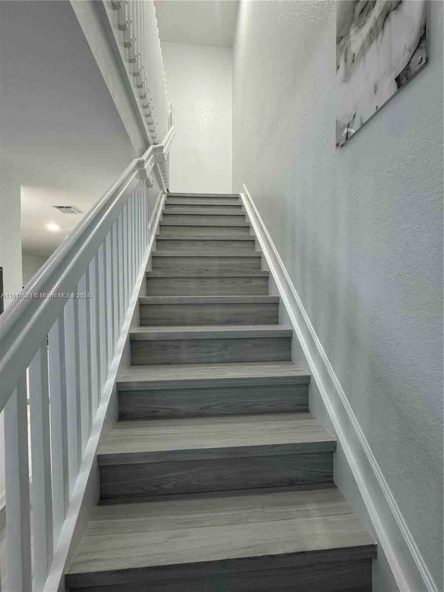 AQUABELLA NORTH REPLAT - Residential