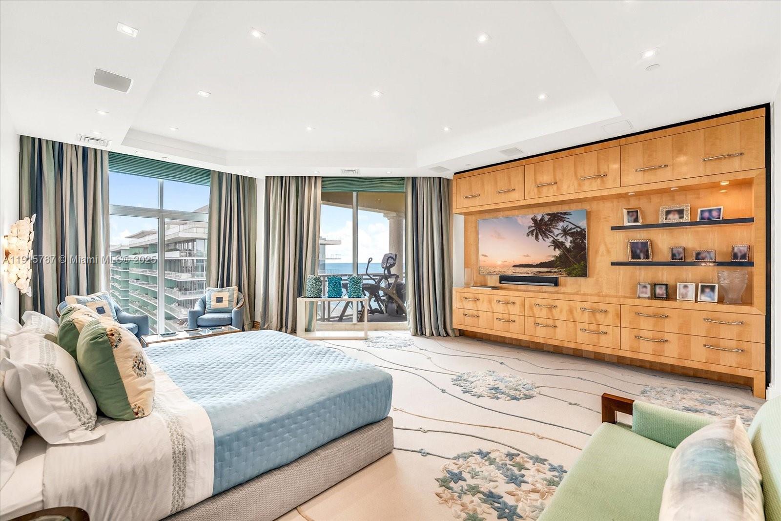 GRAND BAY TOWER CONDO - Residential