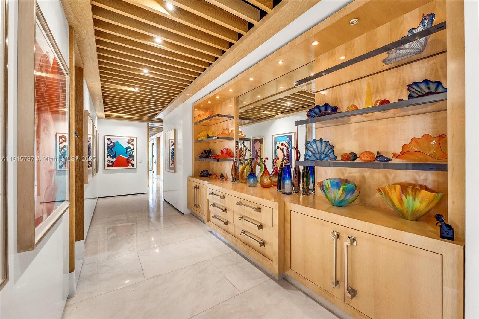 GRAND BAY TOWER CONDO - Residential