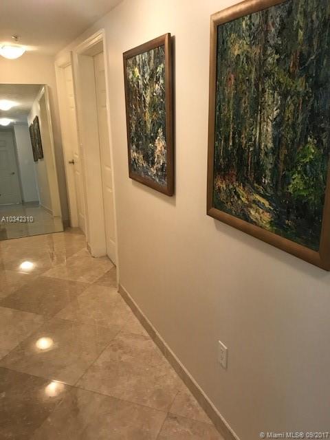 DUO COMDOMINIUM EAST - Residential Lease