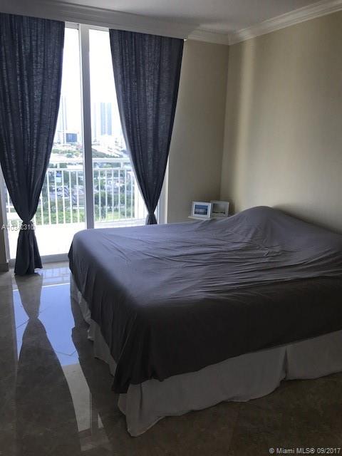 DUO COMDOMINIUM EAST - Residential Lease