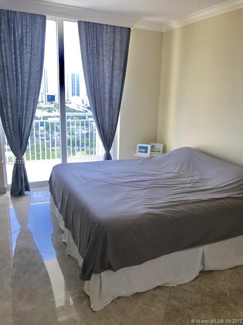 DUO COMDOMINIUM EAST - Residential Lease