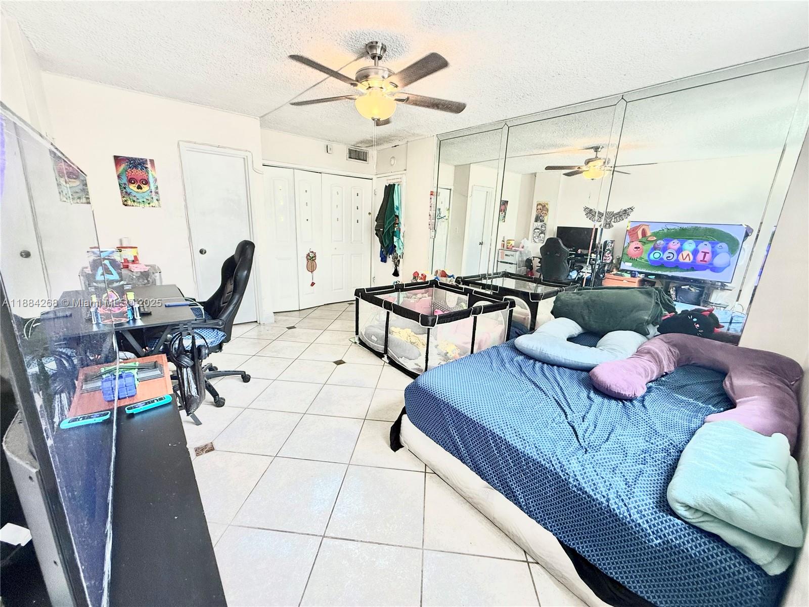 EASTERN SHORES WHITE HOUS - Residential