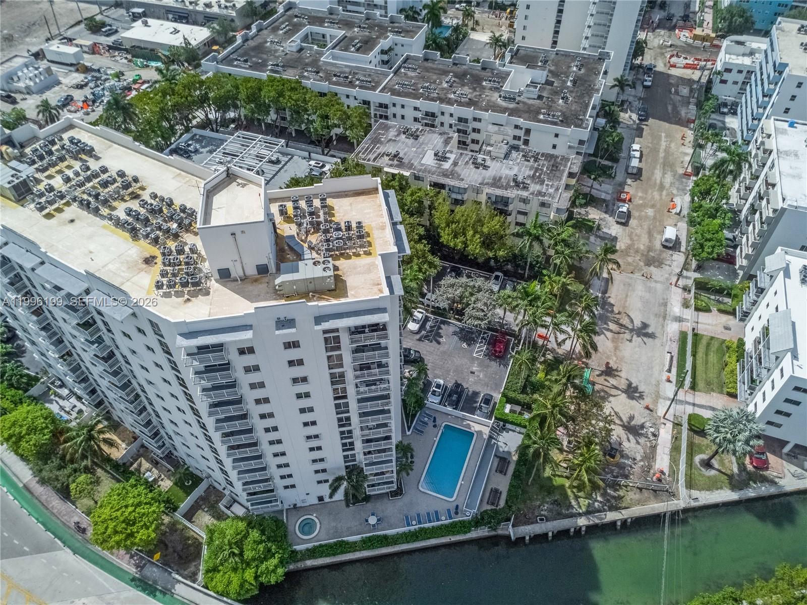 WEST BAY PLAZA CONDO - Residential