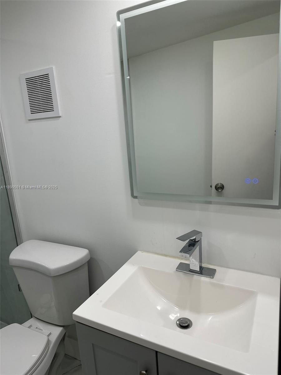 BREEZESWEPT ESTATES 2ND A - Residential Lease