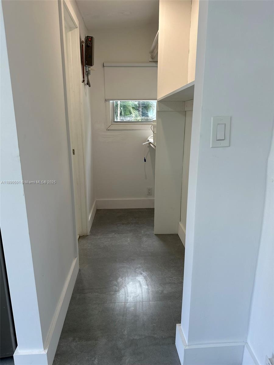BREEZESWEPT ESTATES 2ND A - Residential Lease