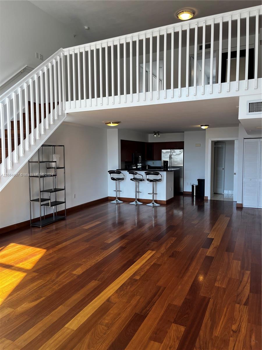 THE LOFTS AT SOUTH BEACH - Residential Lease