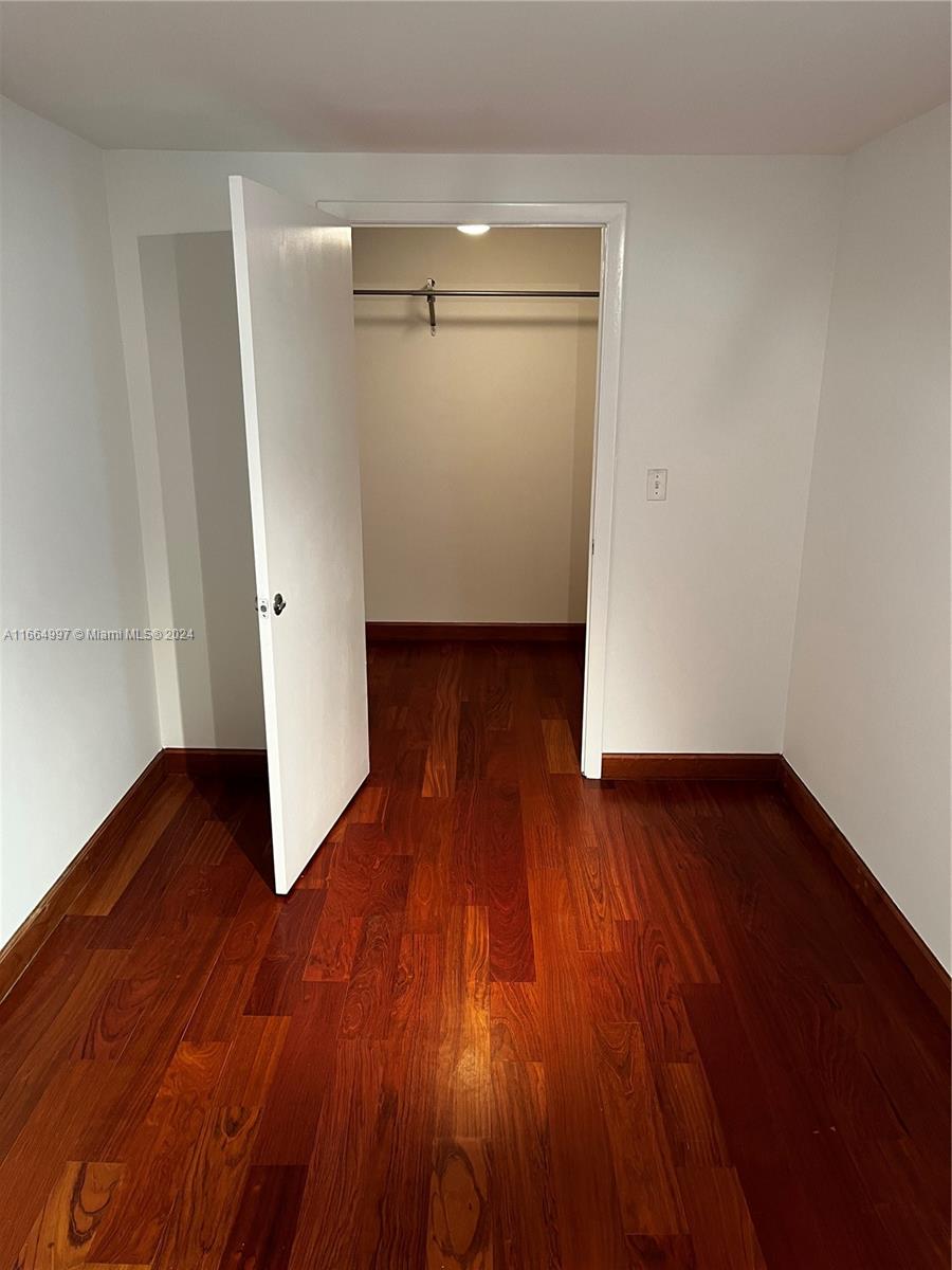 THE LOFTS AT SOUTH BEACH - Residential Lease