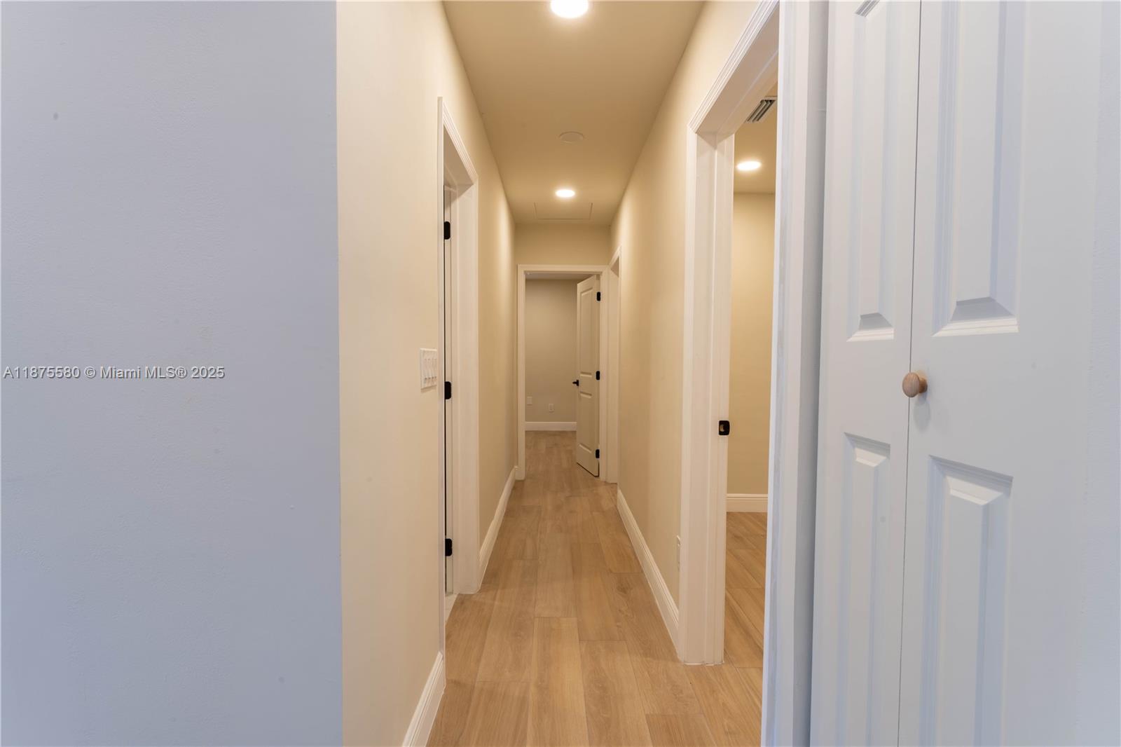 MONTGOMERY EAST SEC 2 - Residential Lease