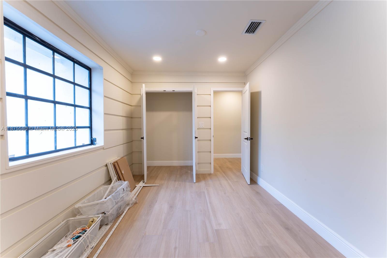 MONTGOMERY EAST SEC 2 - Residential Lease